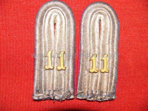 Paar Schulterstücke für einen Leutnant im 11.Bayrischen Infanterieregiment. - 